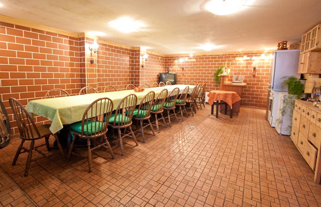 Guest House Pikapolonca Марибор Экстерьер фото