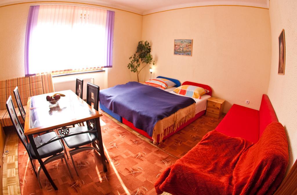 Guest House Pikapolonca Марибор Номер фото