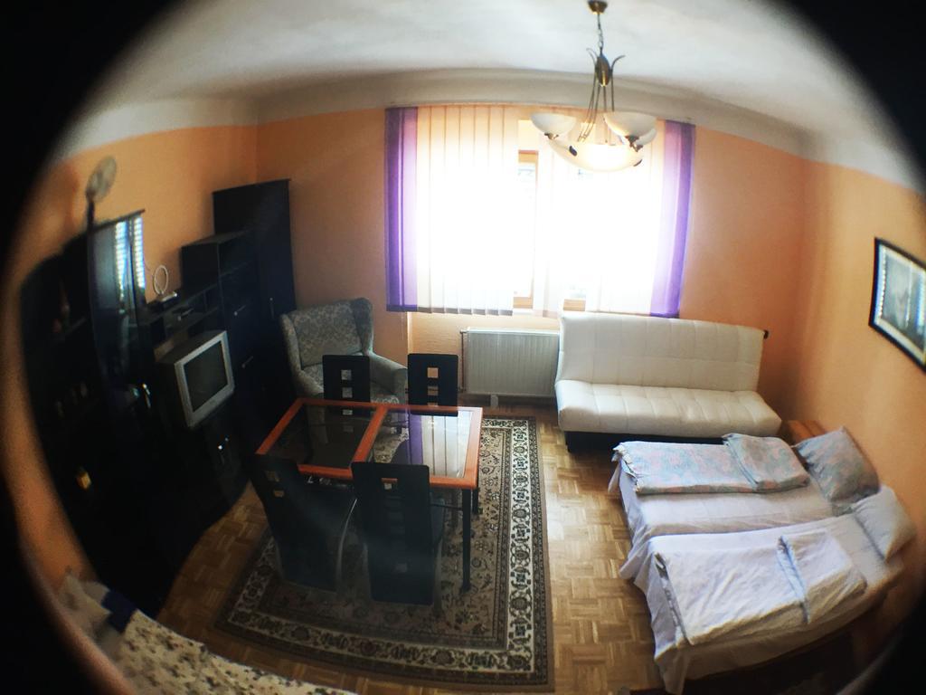 Guest House Pikapolonca Марибор Экстерьер фото